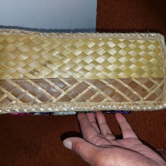 Vintage* Large Straw Floral Tote - Picture 8 of 15